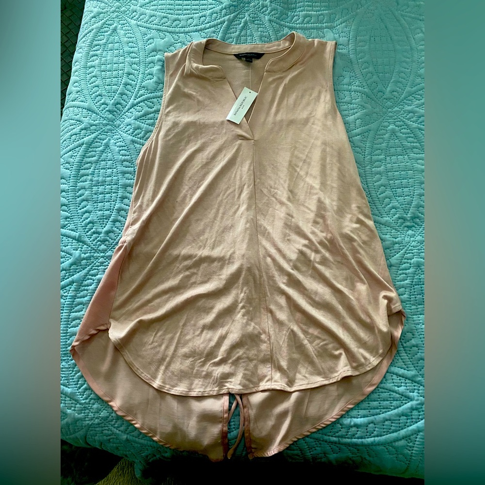 Banana republic summer dress shirt! NWT